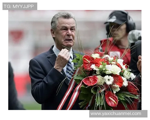 以足球球星纪念衫为纽带重温绿茵传奇感受荣耀与热血的永恒瞬间 以足球球星纪念衫为纽带重温绿茵传奇感受荣耀与热血的永恒瞬间